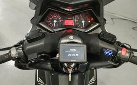 YAMAHA T-MAX 530 2012 SJ09