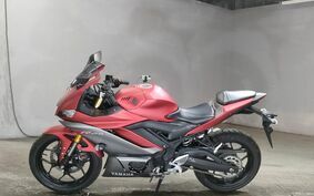 YAMAHA YZF-R25 RG10