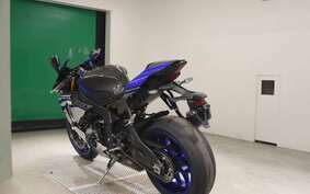 YAMAHA YZF-R1 2018 RN39