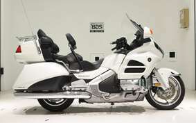 HONDA GL 1800 GOLD WING 2014 SC68