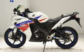 HONDA CBR125R JC50