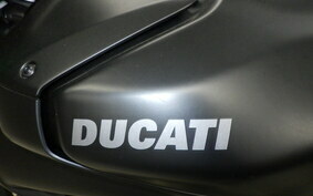 DUCATI STREETFIGHTER V4 S 2022