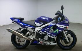 YAMAHA YZF-R6 2001 RJ03