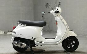 VESPA LX125 M667