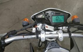 YAMAHA SEROW 250 DG17J