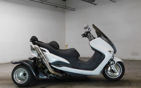 YAMAHA MAJESTY 125 TRIKE SE22