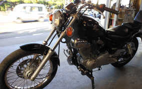 YAMAHA VIRAGO 250 3DM