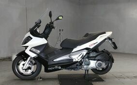 APRILIA SR MAX 300 2015 不明