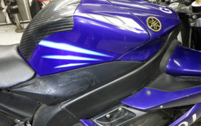 YAMAHA YZF-R1 2004