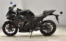 YAMAHA YZF-R25 A RG43J