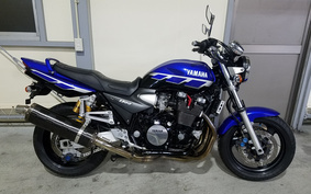 YAMAHA XJR1300 2000 RP03J