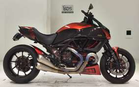 DUCATI DIAVEL 2013