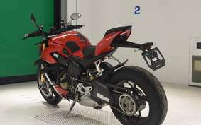 DUCATI STREETFIGHTER V4 S 2021