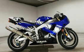 YAMAHA YZF-R1 2001 RN05