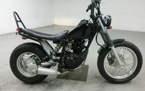 YAMAHA TW225 DG09J