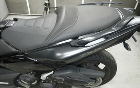 YAMAHA T-MAX 530 DX 2017 SJ15J