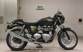 TRIUMPH THRUXTON 900 2015