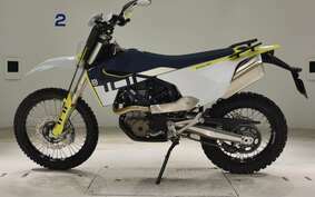 HUSQVARNA 701ED 2024