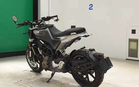 HUSQVARNA SVARTPILEN 250 JUD4