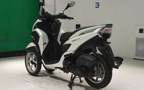 YAMAHA TRICITY 125 SE82J