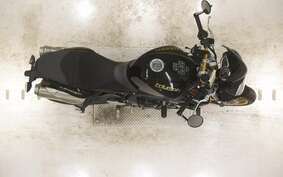 TRIUMPH STREET TRIPLE R 2013 MD4166