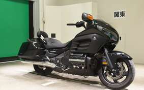 HONDA GL 1800 GOLD WING F6B 2013 SC68