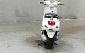 VESPA LX125 M663