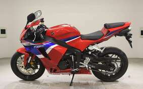 HONDA CBR600RR 2024 PC40