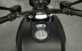 DUCATI DIAVEL Dark 2017 G105JA