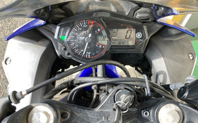 YAMAHA YZF-R25 RG10J