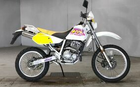 SUZUKI DR250R SJ45A