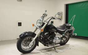 YAMAHA DRAGSTAR 400 CLASSIC 2004 VH01J