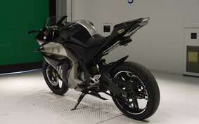 YAMAHA YZF-R125 RE06