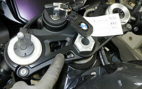 BMW S1000RR 2022 0E21