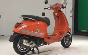 VESPA PRIMAVERA125