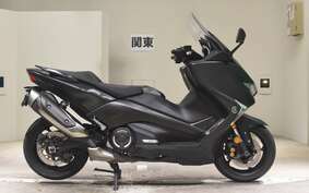 YAMAHA T-MAX 530 DX 2018 SJ15J