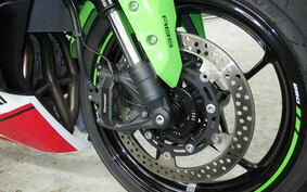 KAWASAKI ZX-25R ZX250E