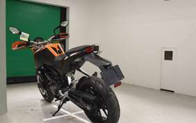 KTM 200 DUKE JUC40