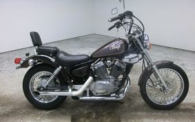 YAMAHA VIRAGO 250 3DM