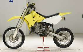 SUZUKI RM85