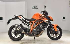 KTM 1290 SUPER DUKE R 2015 V3940