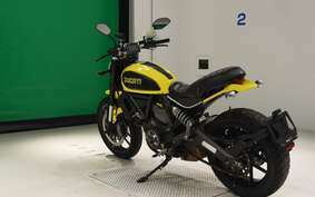 DUCATI SCRAMBLER ICON 2015