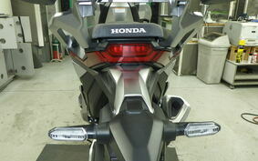 HONDA X-ADV 750 2017 RC95