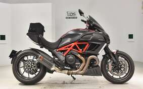 DUCATI DIAVEL Carbon 2013 G100A