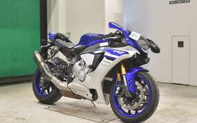 YAMAHA YZF-R1 2016