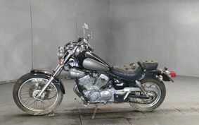 YAMAHA VIRAGO 250 3DM