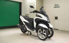 YAMAHA TRICITY 125 SE82J