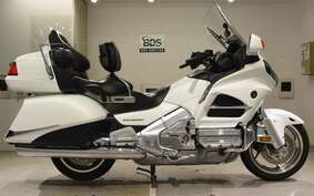 HONDA GL 1800 GOLD WING 2012 SC68