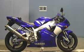 YAMAHA YZF-R1 2002 RN04