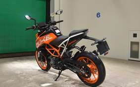 KTM 390 DUKE 2018 JPJ40